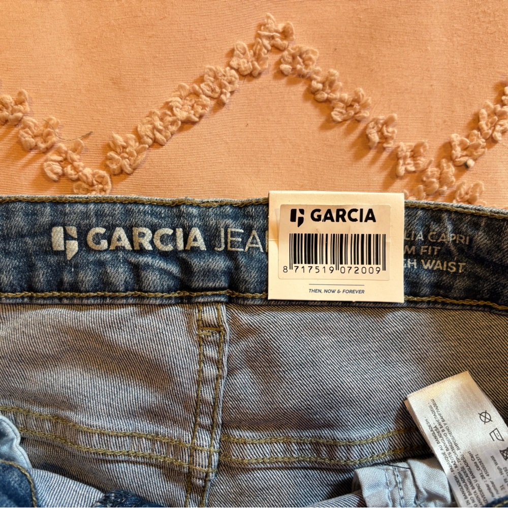 Garcia Women's Blue Cropped Jeans - Picture 5 of 12
